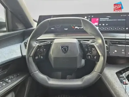 Photo 11 Peugeot 3008  1.2 Hybrid 136ch Allure e-DCS6