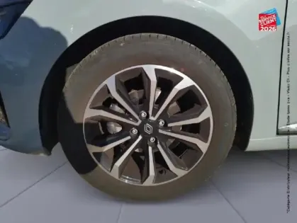 Photo 24 Renault Clio  1.0 TCe 90ch Techno - 25 Camera