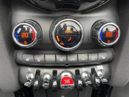 Photo 13 Mini Mini cabrio Cabrio Cooper 136ch Edition Premium Plus BVA7