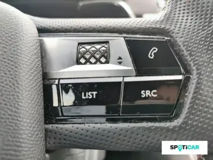 Photo 12 DS DS 7  Crossback E-TENSE 4x4 300ch Performance Line