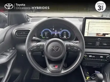 Photo 8 Toyota Yaris  130h GR Sport 5p MY25