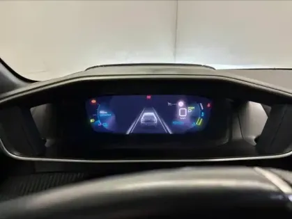 Photo 11 Peugeot 208  e- 136ch GT Pack