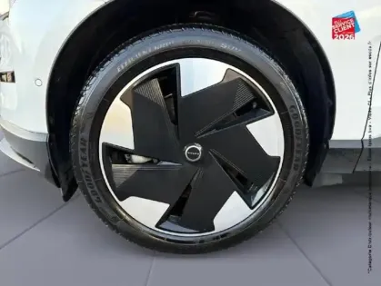 Photo 9 Volvo Ex30  Single Extended Range 272ch Ultra