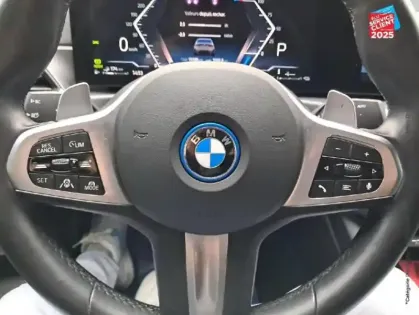 Photo 11 BMW Serie 3 Série 3 330eA xDrive 292ch M Sport