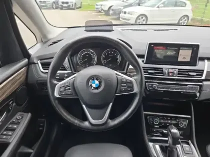 Photo 5 BMW Serie 2 Série 2 ActiveTourer 225xeA 224ch Luxury 42g