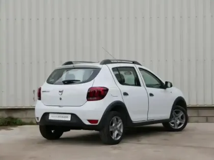 Photo 1 Dacia Sandero  1.0 SCe 75ch Urban Stepway - 20