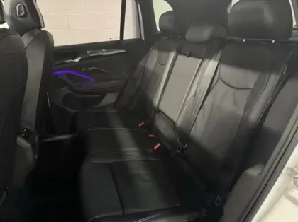 Photo 8 Volkswagen Tiguan  2.0 TDI 150ch R-Line Exclusive DSG7