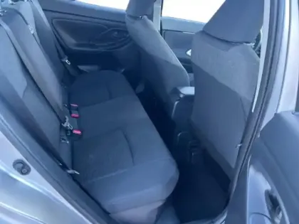 Photo 8 Toyota Yaris  Cross 116h Dynamic Business + Programme Beyond Zero Academy MY22