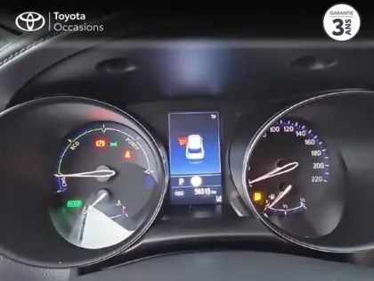 Photo 13 Toyota C-HR  1.8 Hybride 122ch Dynamic E-CVT