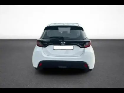 Photo 4 Toyota Yaris  116h Dynamic  MY22 NG