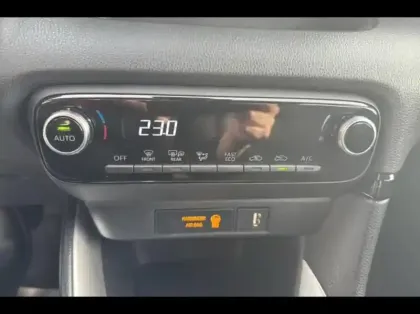 Photo 14 Toyota Yaris  116h Dynamic  MY22 NG