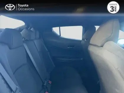 Photo 21 Toyota C-HR  122h Design 2WD E-CVT RC18