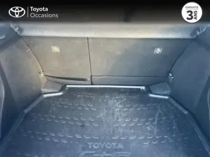 Photo 24 Toyota C-HR  122h Design 2WD E-CVT RC18