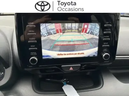 Photo 8 Toyota Yaris  116h Dynamic 5p MY22