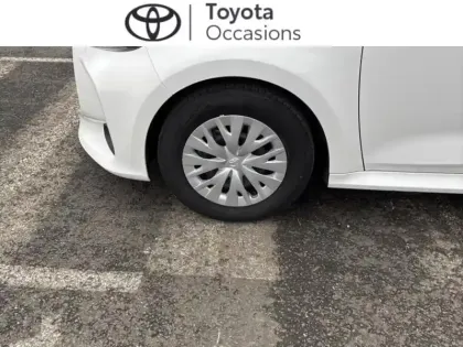Photo 3 Toyota Yaris  116h Dynamic 5p MY22