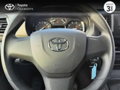 Photo 12 Toyota Proace  Verso Medium 1.5 120 D-4D Dynamic RC22