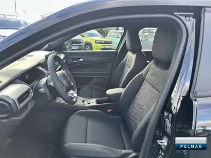 Photo 10 Jeep Avenger  1.2 Turbo T3 110ch MHEV Altitude BVR6 eHybrid