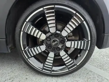 Photo 8 Mini Mini  Cooper 136ch Edition Premium Plus BVA7