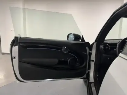 Photo 6 Mini Mini  Cooper SE 184ch Edition Premium BVA 5CV