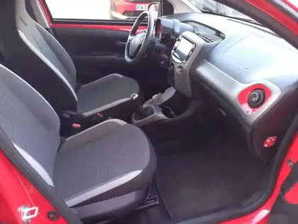 Photo 10 Toyota Aygo  1.0 VVT-i 72ch x-play x-app 5p MC18