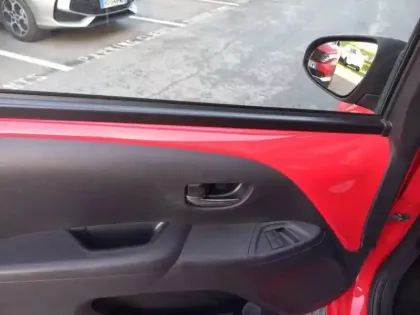 Photo 14 Toyota Aygo  1.0 VVT-i 72ch x-play x-app 5p MC18