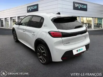 Photo 6 Peugeot 208  e- 136ch GT