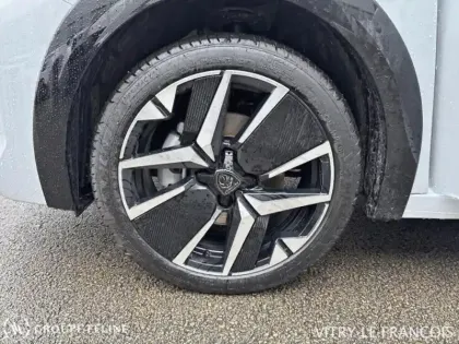 Photo 10 Peugeot 208  e- 136ch GT