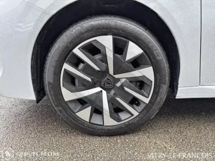 Photo 10 Peugeot 208  1.2 Hybrid 110ch Style e-DCS6