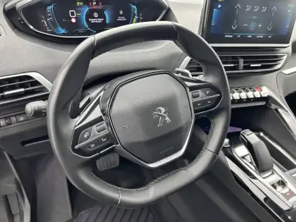 Photo 8 Peugeot 3008  Hybrid 225 e-EAT8