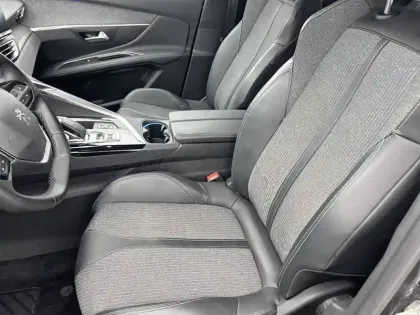 Photo 10 Peugeot 3008  Hybrid 225 e-EAT8