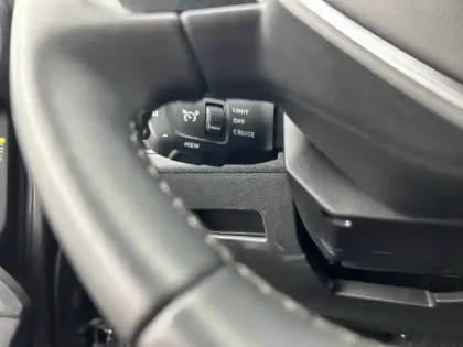 Photo 18 Peugeot 3008  Hybrid 225 e-EAT8