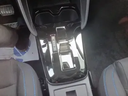 Photo 13 Citroën C3  Hybride 110 ch e-DCS6