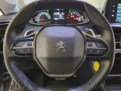 Photo 7 Peugeot 208  PureTech 100 S&S BVM6