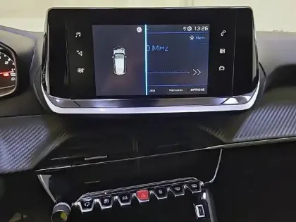 Photo 11 Peugeot 208  PureTech 100 S&S BVM6