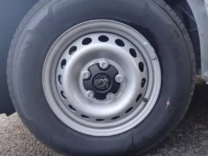 Photo 12 Peugeot Boxer  FGN TOLE 3.5 T L2H2 140 S&S BVA8