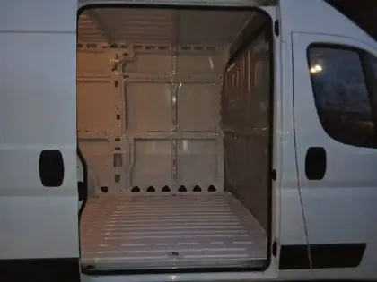 Photo 11 Peugeot Boxer  FGN TOLE 3.5 T L2H2 140 S&S BVA8