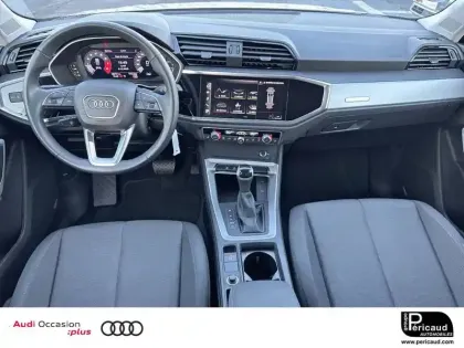 Photo 20 Audi Q3  35 TFSI 150 ch S tronic 7