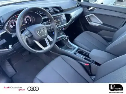 Photo 24 Audi Q3  35 TFSI 150 ch S tronic 7