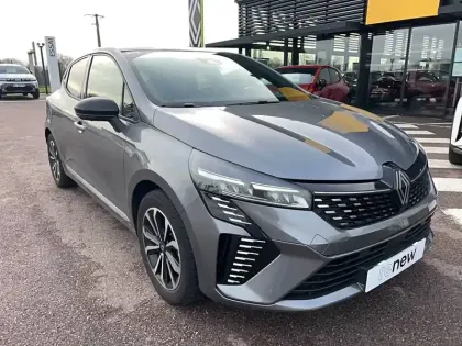 Photo 6 Renault Clio  E-Tech full hybrid 145