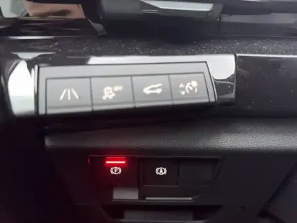 Photo 49 Renault Austral  mild hybrid 160 auto