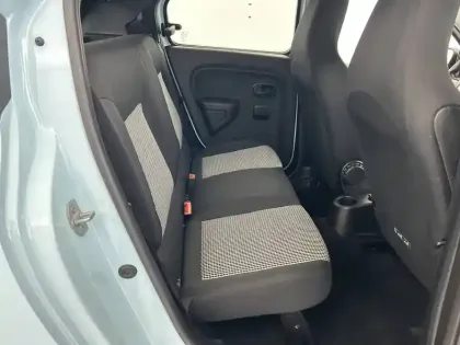 Photo 15 Renault Twingo  III Achat Intégral - 21