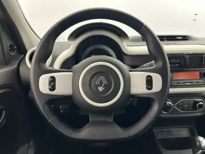 Photo 14 Renault Twingo  III Achat Intégral - 21