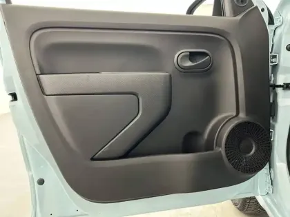 Photo 10 Renault Twingo  III Achat Intégral - 21