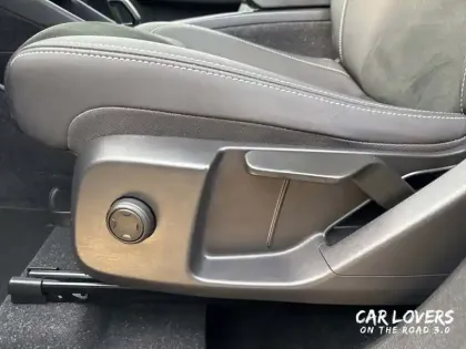 Photo 18 Volvo Xc40  T4 Recharge 129+82 ch DCT7