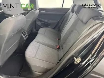 Photo 18 Volkswagen Golf  2.0 TDI SCR 150 DSG7