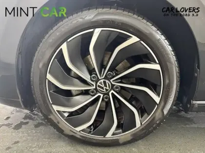 Photo 8 Volkswagen Golf  2.0 TDI SCR 150 DSG7