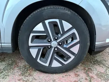 Photo 6 Hyundai Kona  Electrique 64 kWh - 204 ch