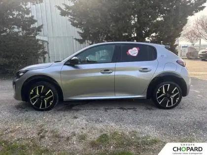 Photo 31 Peugeot 208  Electrique 54 kWh 156ch