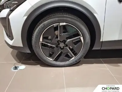 Photo 11 Peugeot 408  Electrique 58 kWh 210ch