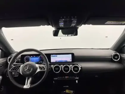 Photo 29 Mercedes Classe A  250 e Hybrid EQ 8G-DCT